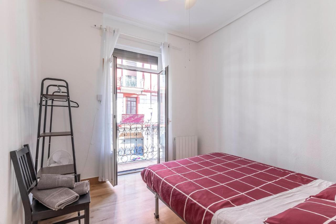 Apartamento Junto Al Guggenheim Con Parking Gratuito บิลเบา ภายนอก รูปภาพ